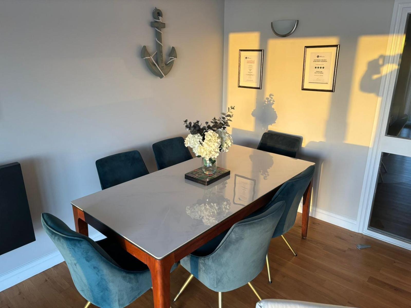 Oyster Bay Holiday Apartment Dundrum ภายนอก รูปภาพ