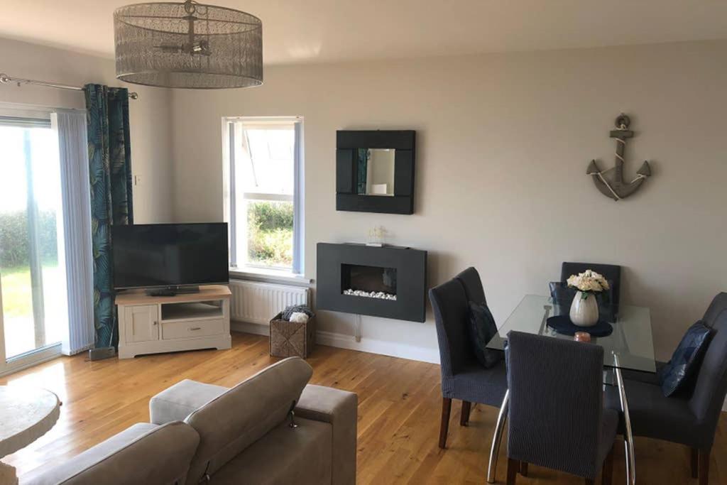 Oyster Bay Holiday Apartment Dundrum ภายนอก รูปภาพ