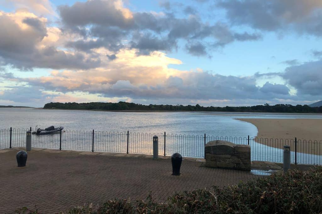 Oyster Bay Holiday Apartment Dundrum ภายนอก รูปภาพ