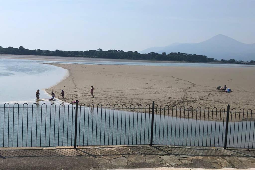 Oyster Bay Holiday Apartment Dundrum ภายนอก รูปภาพ